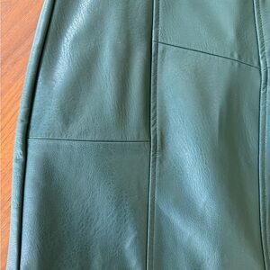 Stradivarius, size 6, green mini skirt